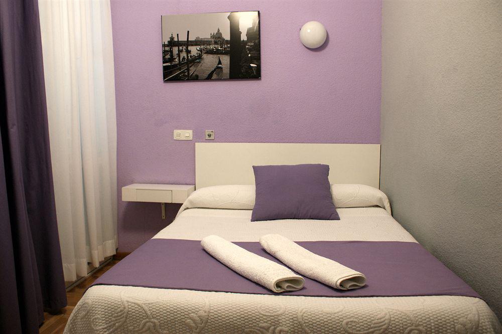 Hostal Rias Bajas Madrid Exteriér fotografie