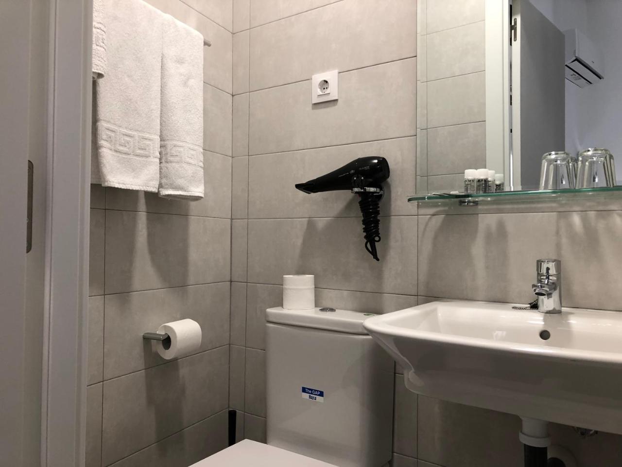 Hostal Rias Bajas Madrid Exteriér fotografie