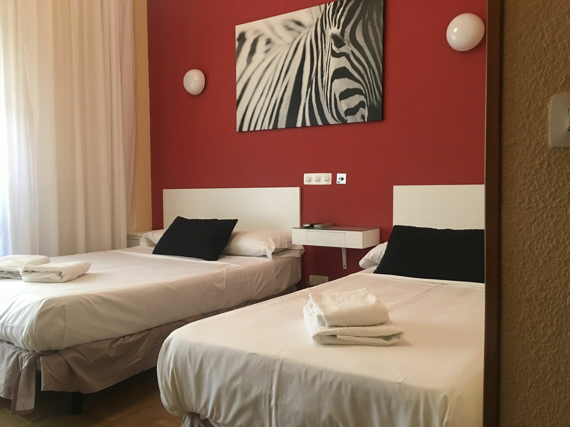 Hostal Rias Bajas Madrid Exteriér fotografie